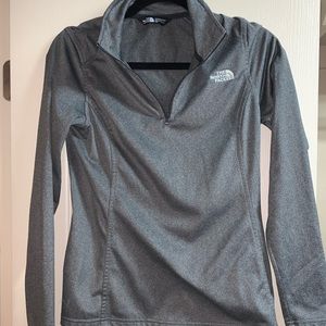The North Face 1/4 zip